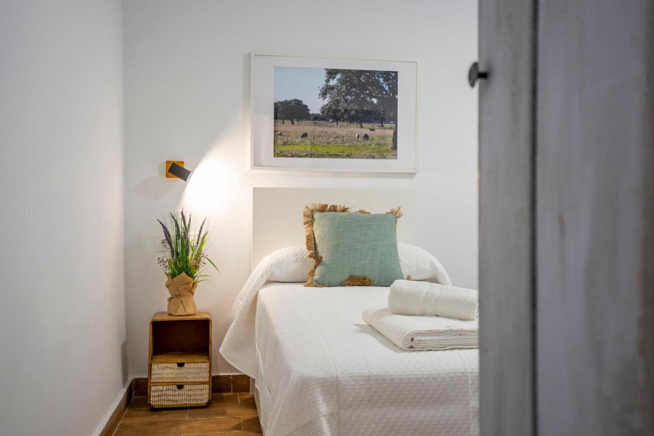Apartamento Berrocala Caces Εξωτερικό φωτογραφία