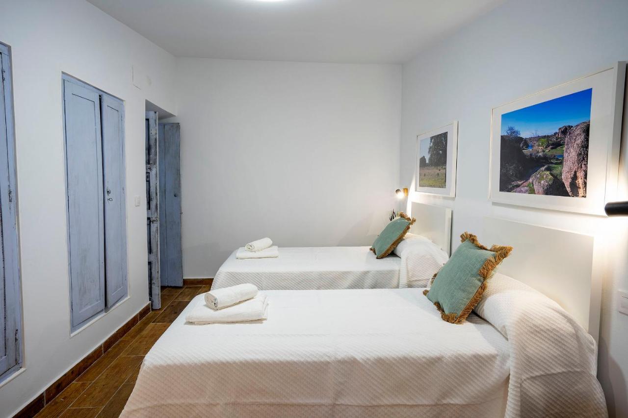 Apartamento Berrocala Caces Εξωτερικό φωτογραφία
